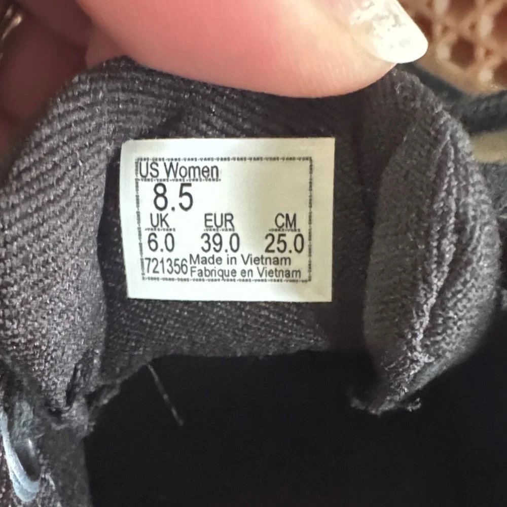 Vans Women’s Classic Black Sneakers - Picture 4 of 4